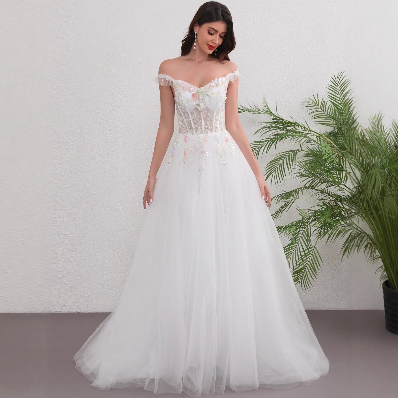 Photography Natural Lighting Basics - High End Three-dimensional Bead Embroidery One