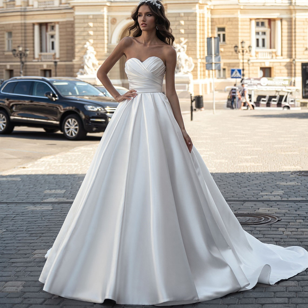 Satin Light Wedding Dress 2026 - Photography Natural Lighting Basics recension och pris