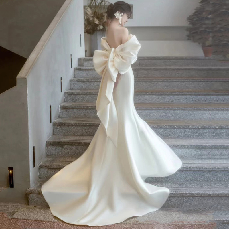 French Light Wedding Dress Bri - Photography Natural Lighting Basics recension och pris