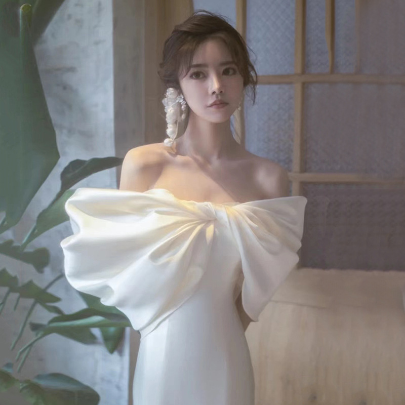 French Light Wedding Dress Bri - Photography Natural Lighting Basics recension och pris